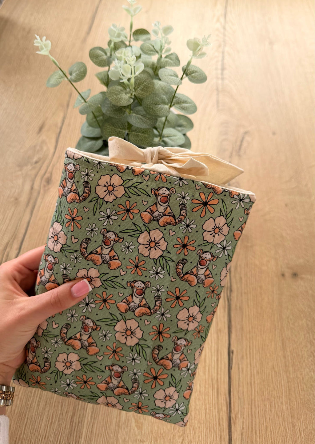 100 Aker Woof Book Sleeve